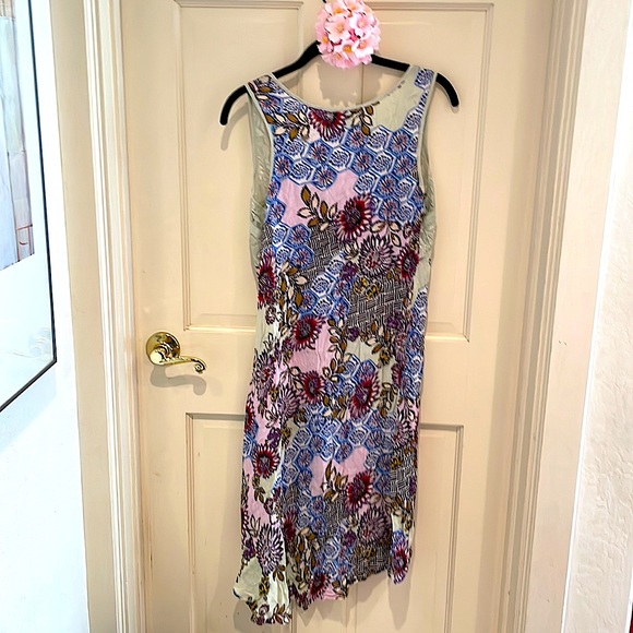 Nostalgia Dress - Picture 2 of 2